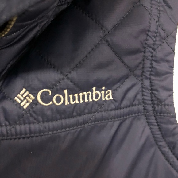 Columbia Vest - Picture 3 of 8